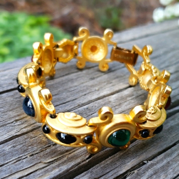 Trifari - Picture 11 of 14